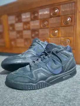preloved Sepatu Nike Air Tech Challenge 2 waterproof sz 45 insole 29