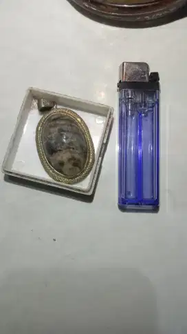 Batu akik liontin motif