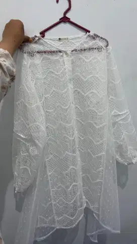 Outer kebaya brukat