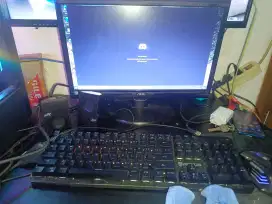 DI JUAL PC FULL SET + WEB CAM