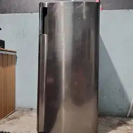 Kulkas LG 1 Pintu Kondisi masih Bagus dan Layak Pakai