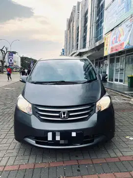 Honda Freed 2011 Bensin