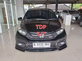 Honda Brio RS Urbanite Matic Tahun 2022 Kondisi Mulus Terawat Istimewa