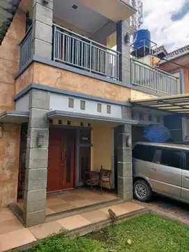 Dijual Dalam Komplek Cikutra Baru