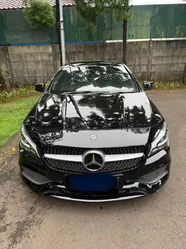 Mercedes Bens CLA200