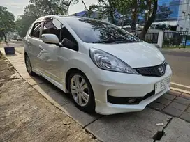 JAZZ RS AT MATIC 2011