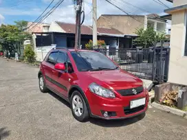 Suzuki SX4 X-Over 2010 M/T Red Metallic
