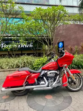 Dijual  Cepat HD RG Harley Davidson Roadglide M8 2017 Laguna Orange