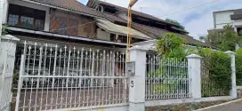 Rumah Mewah Klasik Luas Asri dan Tenang di Bandung Kota