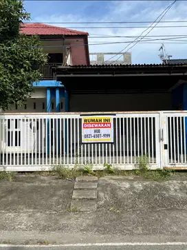 RUMAH DISEWAKAN 2 LANTAI JALAN PARI LAMPRIET