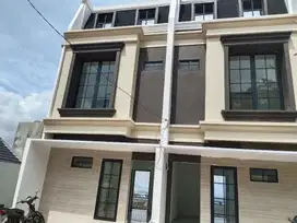 Rumah Padalarang Samping Kota Baru Parahyangan