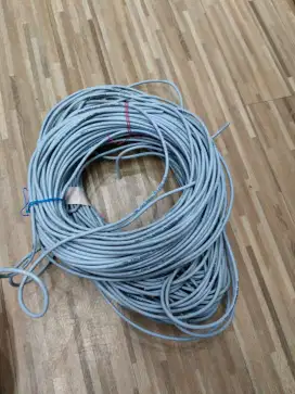 Kabel telpon /  pbx masih bagus