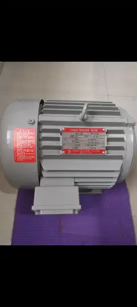 2 unit Dinamo motor buat mesin boiler (  yg ngerti barang pasti tau)