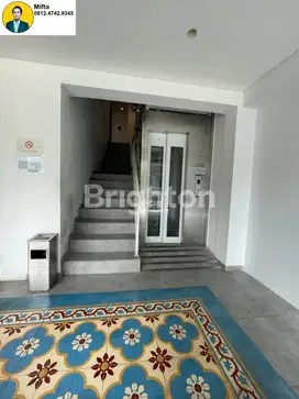 259. Sewa Ruko Strategis 2 Lantai di Plaza 2 Pondok Indah Jaksel