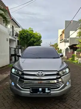 Innova Reborn V Diesel 2019 AT Matic 2.4 Solar Silver 2GD Murah