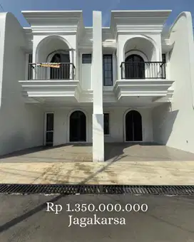 DI JUAL RUMAH BARU DI JAGAKARSA JAKARTA SELATAN