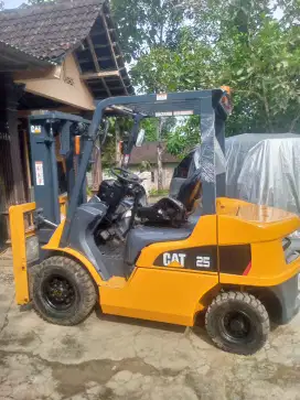 Jual Forklift Diesel siap tugas