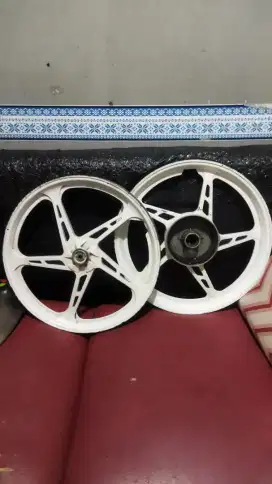 Velg racing original jupiter z1,burhan (pnp mx,vega,fizr dll)