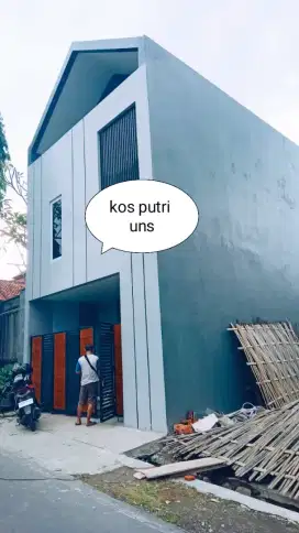 Kos putri baru siap huni dekat kampus UNS Solo
