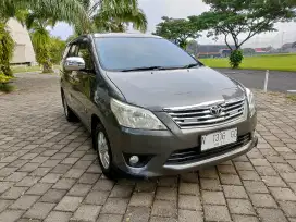 toyota innova G 2.5 AT Diesel 2012 siap pakai