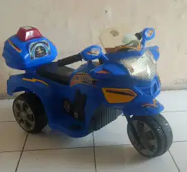 Mainan Motor Anak anak