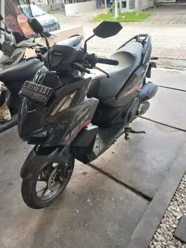 Honda Vario 160 Warna hitam