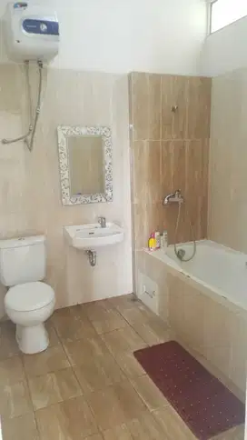 Dijual Rumah di Kota Baru Parahyangan, Nyaman area Tatar Candraresmi