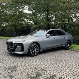 BMW 735Li M-Sport 2024
