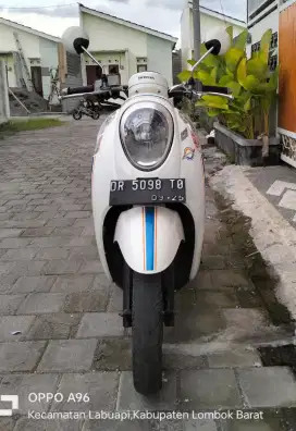 Honda Scoopy 2015