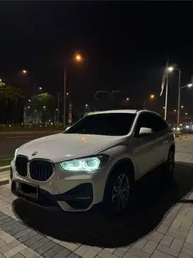 (CASH) BMW X1 sDrive18i Dynamic Line F48 AT LCI 2022/2021