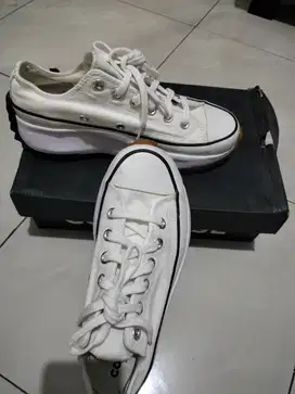 Dijual sepatu baru 1 kali pakai
