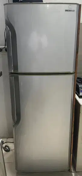 Dijual kulkas SAMSUNG bekas