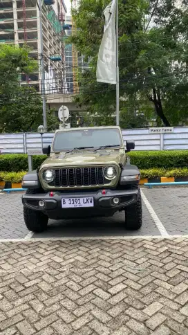 Jeep wrangler Rubicon 2025 warna spedial
