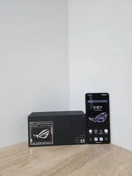 Asus ROG Phone 8 12/256 Grey Garansi Resmi Perfect 12GB 256GB TAM