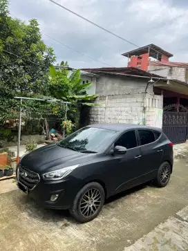 HYUNDAI TUCSON 2010 A.T BENSIN