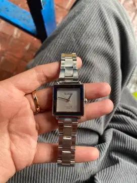 jam tangan guess