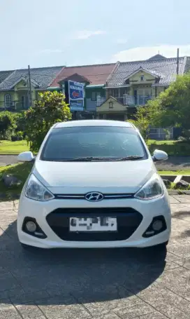 Hyundai Grand i10 Tipe GLS 1.2 Automatic Tdp 22 Juta