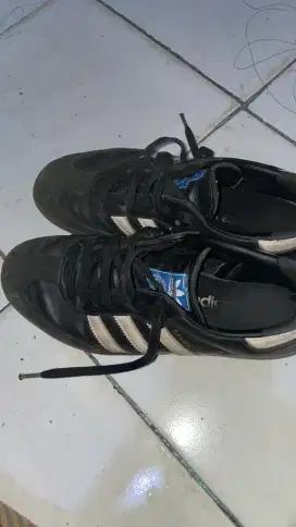 Dijual Adidas samba no 42