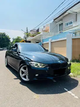 MURAH BMW 320D F30 DIESEL SUPER IRIT SPORT ANTIK MULUS ORIGINAL