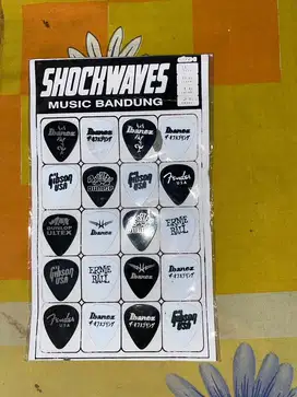 Pick gitar 1,0mm 20 keping
