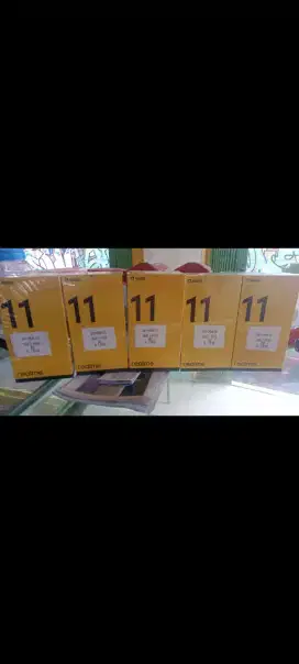 REALME 11 8+8/256 GB STOCK 3 GOLD, 1 BLACK