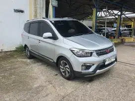 Wuling confero s