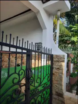 Asisten Rumah Tangga