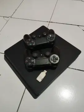 Ps4 slim Fullgames isinya