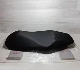 Jok motor honda adv 150 original