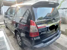 Toyota kijang innova diesel G 2.4 matik 2015