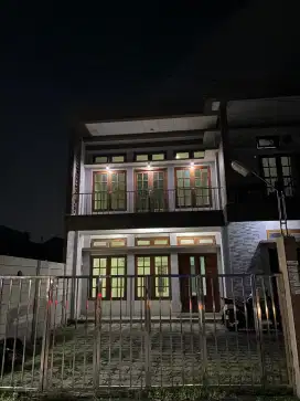 Disewakan rumah kantor istimewa 2 lantai dekat UGM