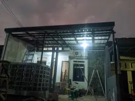 Kanopi baja ringan