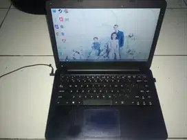 Laptop ASUS E402YA - GA302 T
