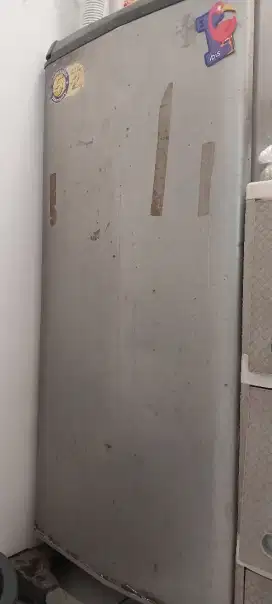 Kulkas Bekas Normal Beku Dingin